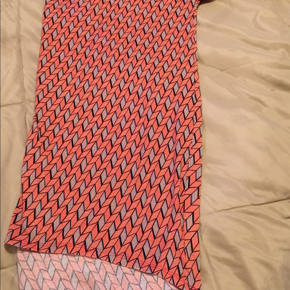 LuLaRoe “Irma” with Geometric Design - Picture 5 of 5